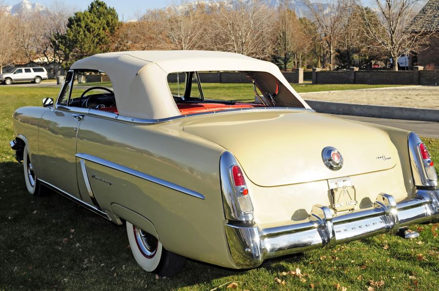  Mercury Monterey Special Custom Convertible 1952 года  (фото 4 из 4)